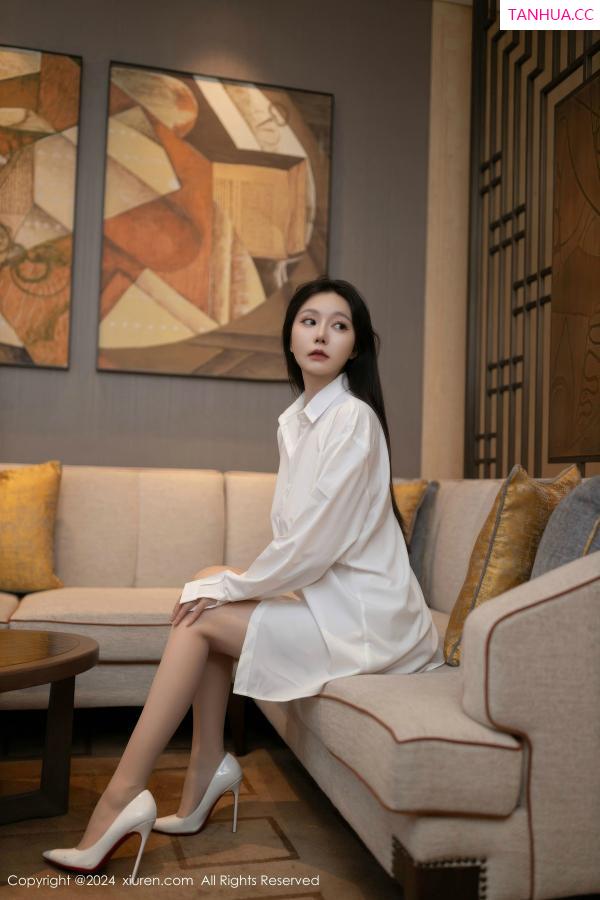 安然Maleah  [XiuRen]高清写真图 2024.10.29 No.9362 安然anran 丝袜美腿第12张图片